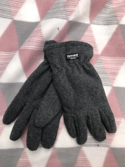 New grey thinsulate insulated gloves one size FREE POSTAGE