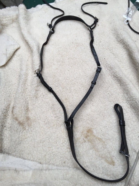 Black hunting martingale size pony