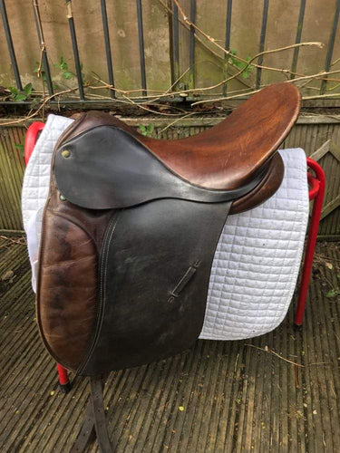 Brown two tone WH saddle, leather, 18